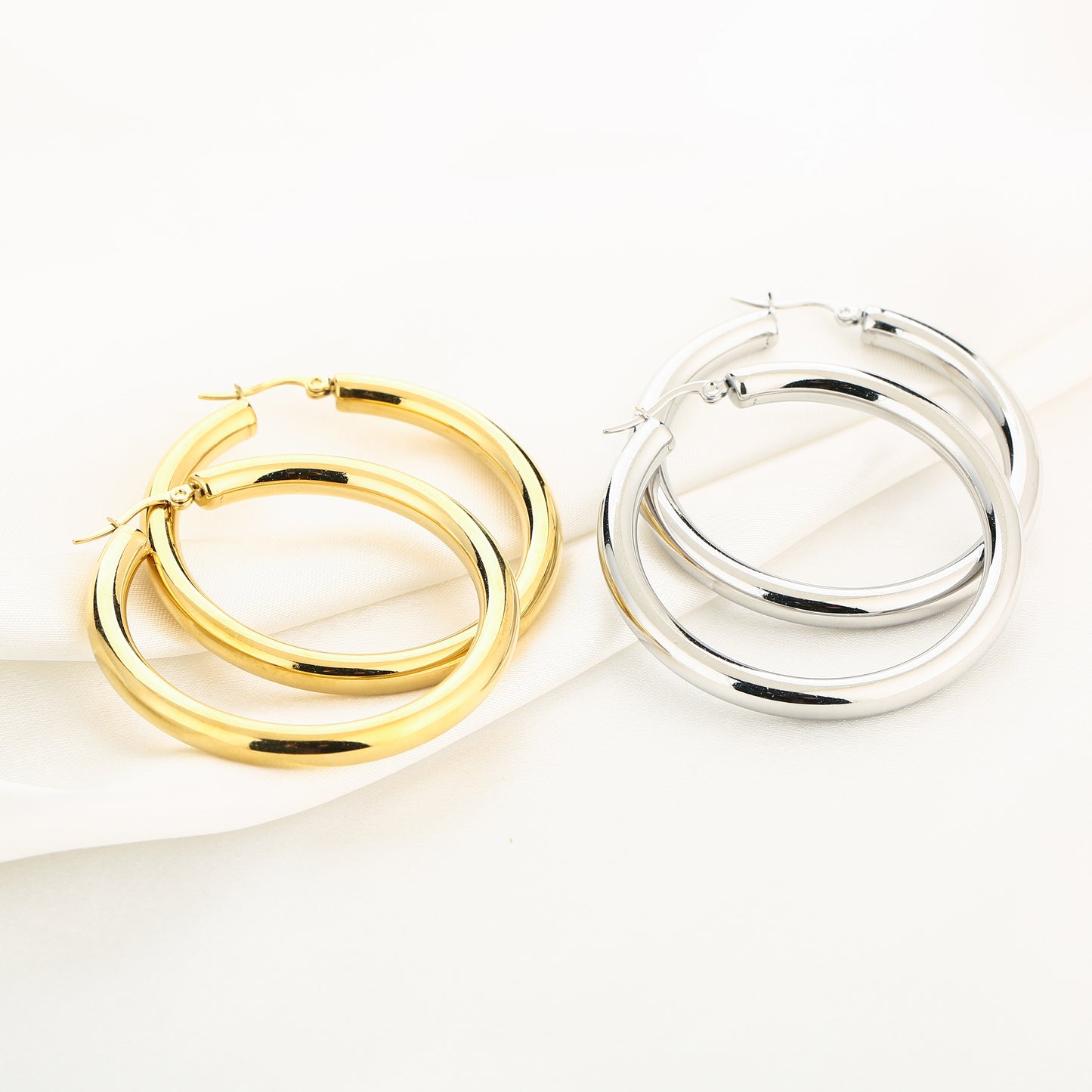 Oorbellen hoops (goud)